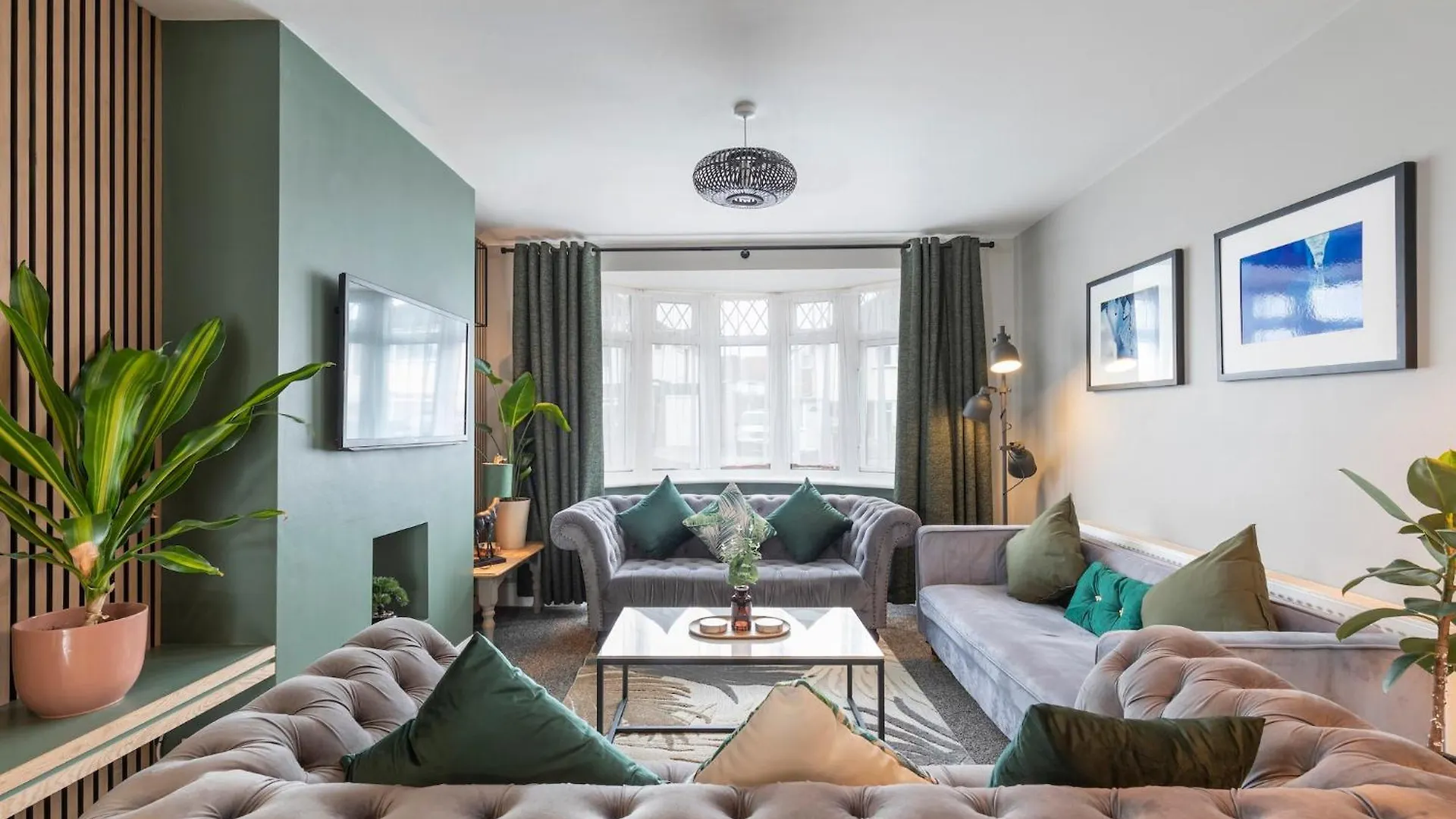 Melrose- Beautiful 4 Bedroom Home With Parking 布赖顿